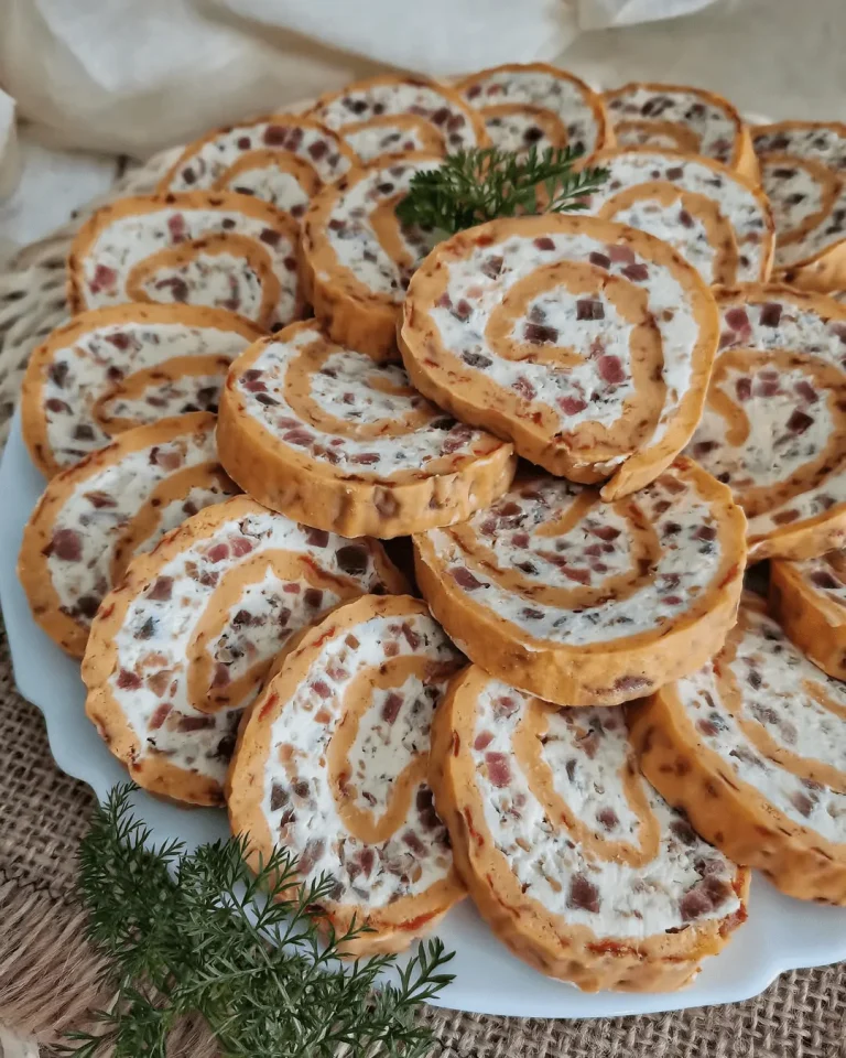 Ajvar rolat sa pršutom i susamom – Ukusno predjelo za svaki sto