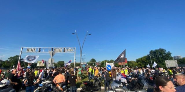 Najmasovniji studentski protesti širom Srbije: “Hoćemo izbore” – blokiran Beograd Najmasovniji studentski protesti širom Srbije: “Hoćemo izbore” – blokiran Beograd