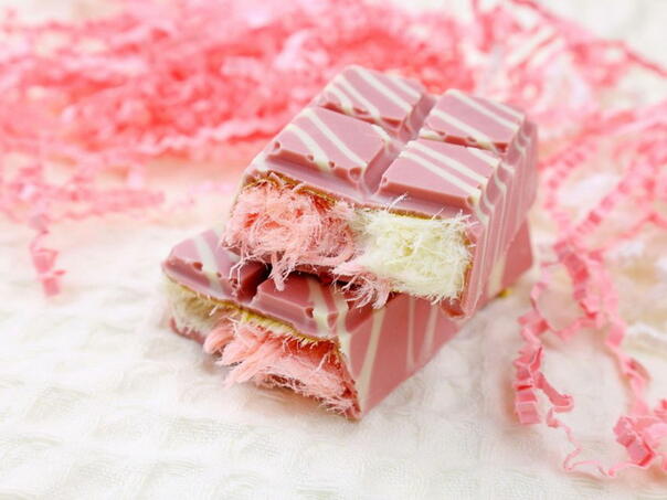 Zaboravite Dubai čokoladu: Angel Hair, nova luksuzna poslastica koja osvaja TikTok! Zaboravite Dubai čokoladu: Angel Hair, nova luksuzna poslastica koja osvaja TikTok!