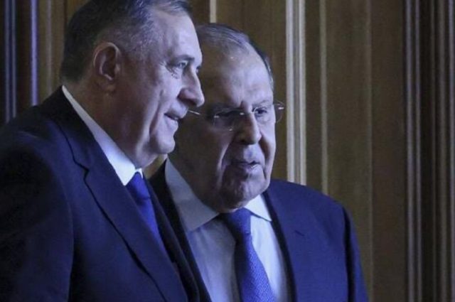 Oglasio se Lavrov nakon sastanka s Dodikom: Brojni će morati odgovoriti