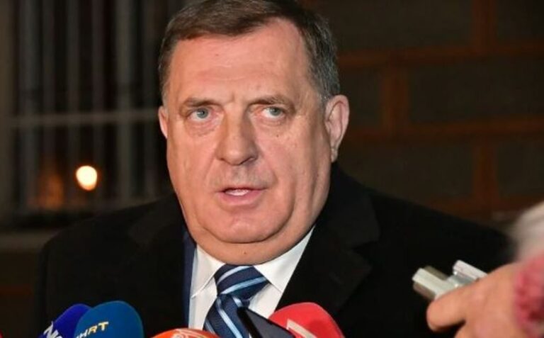 MILORAD DODIK BIJESAN ZBOG KAZNE: Uputio niz uvreda CIK-u BiH, OHR-u i Schmidtu