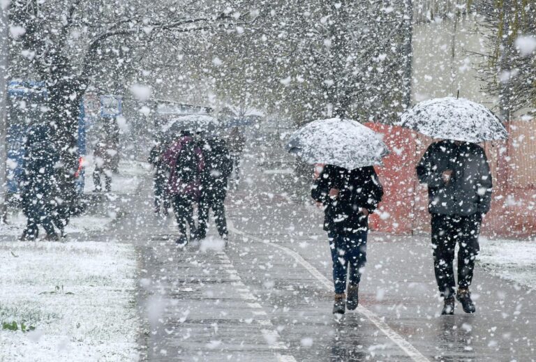 STIŽE VREMENSKI PREOKRET: Snijeg se spušta u gradove, poznato i kada