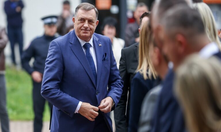 “RS se bori da se oslobodi”: Dodik poslao oštru poruku iz Rusije