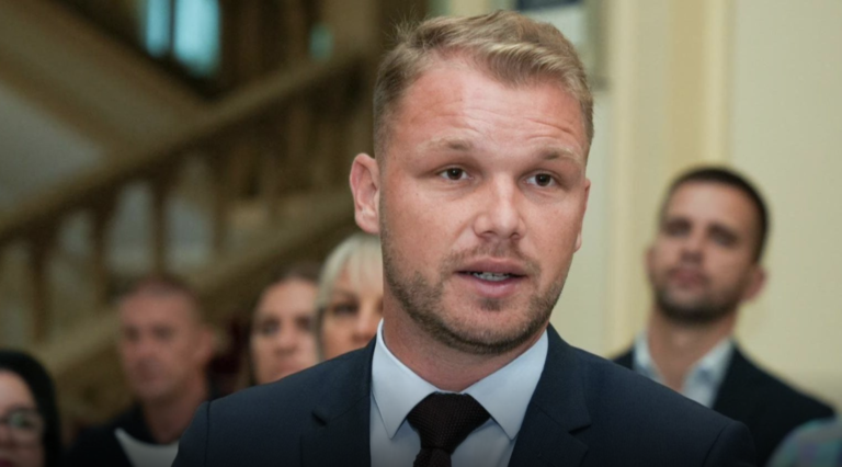 Stanivuković zaprijetio protestima zbog neotvaranja novog graničnog prelaza u Gradišci